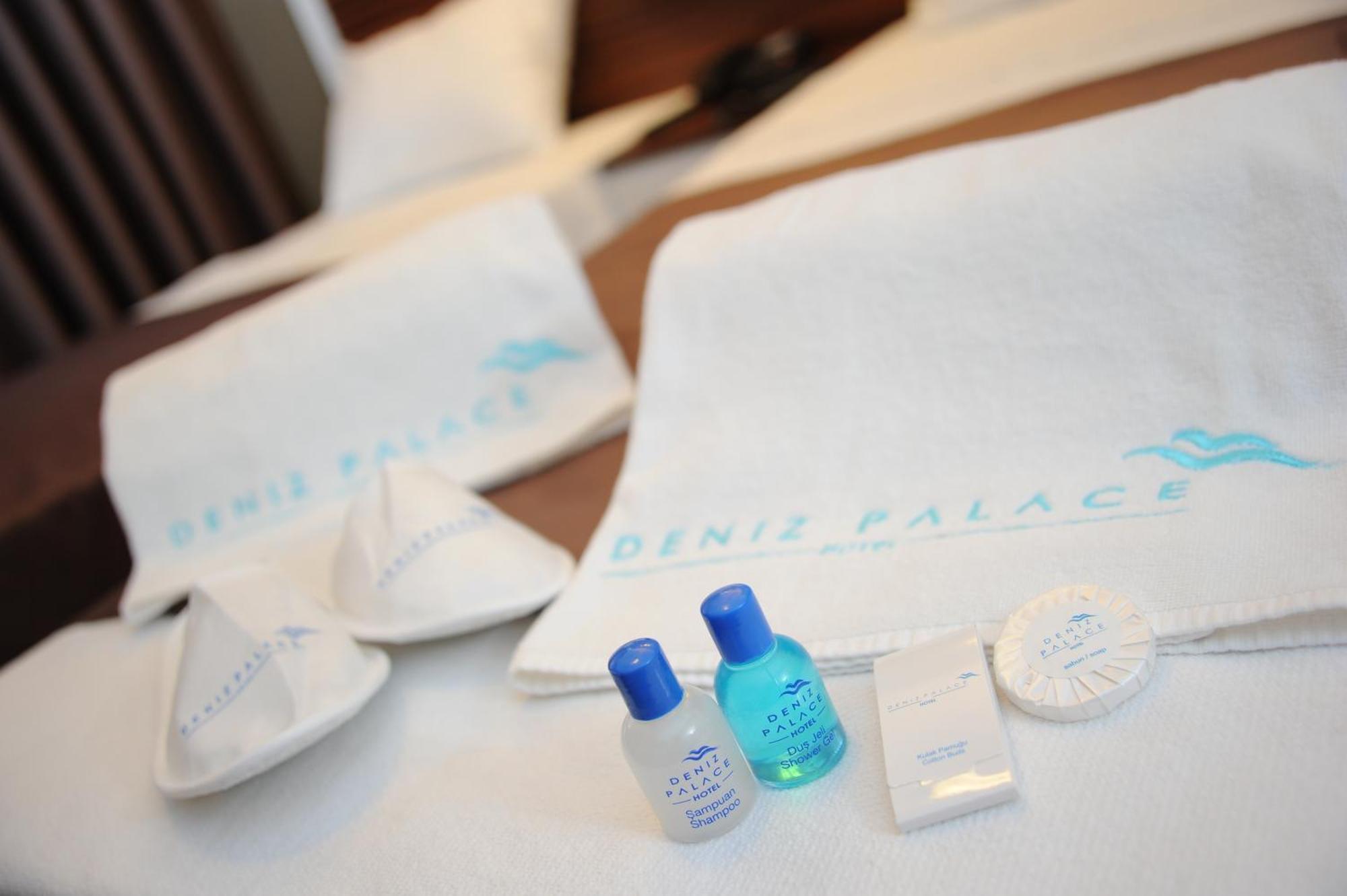 Deniz Palace Hotel Istanbul Ngoại thất bức ảnh